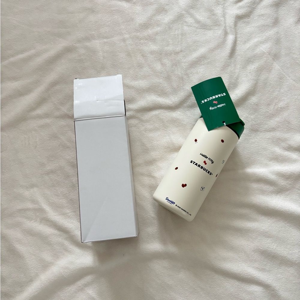 Starbucks x Sanrio Hello Kitty Tumbler